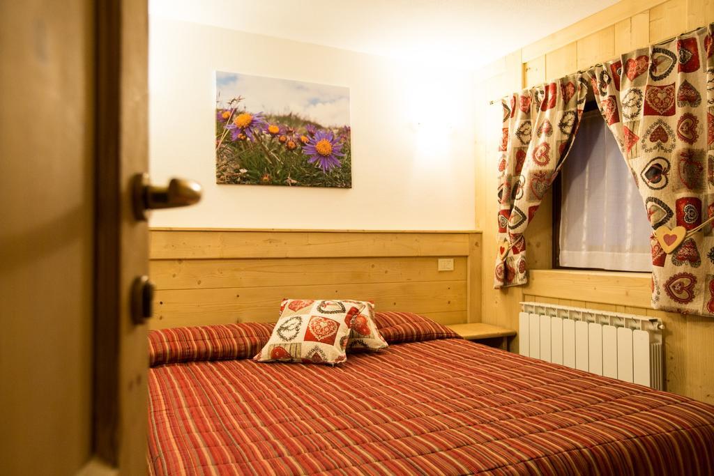 Hotel Restaurant La Barme Конье Экстерьер фото