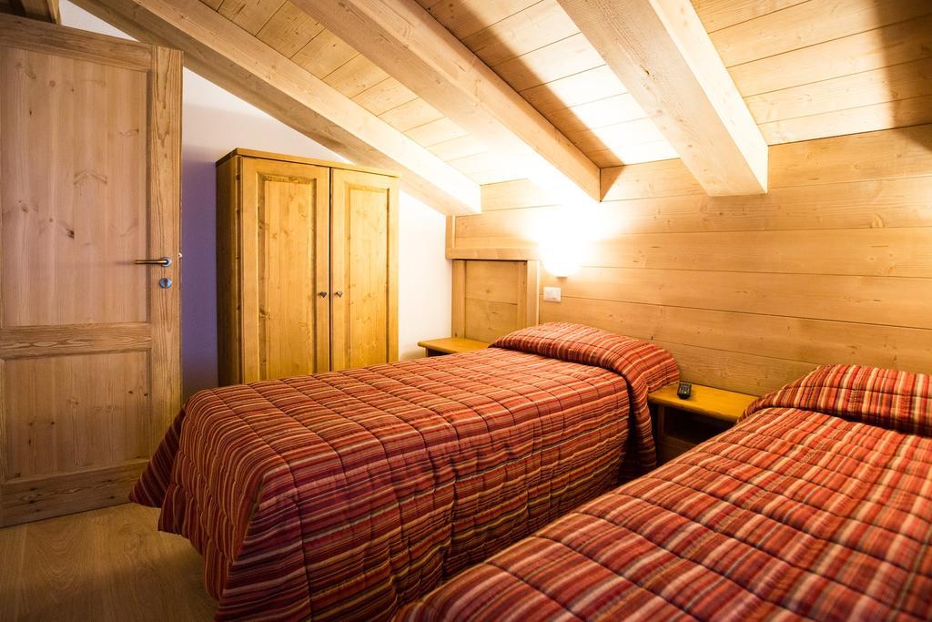 Hotel Restaurant La Barme Конье Экстерьер фото