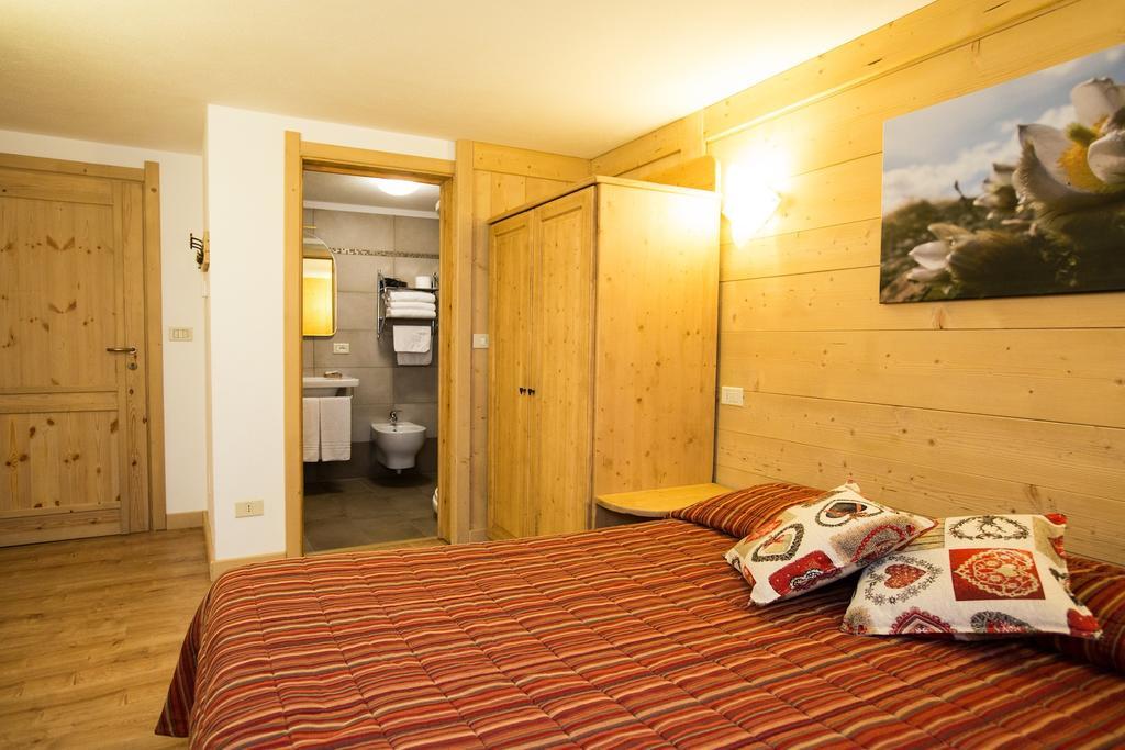Hotel Restaurant La Barme Конье Экстерьер фото