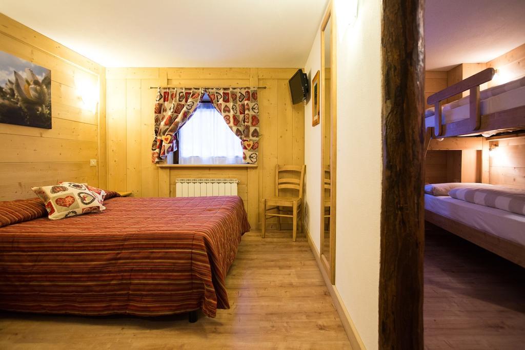 Hotel Restaurant La Barme Конье Экстерьер фото