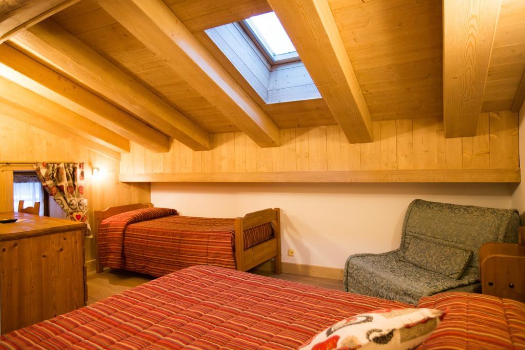 Hotel Restaurant La Barme Конье Экстерьер фото